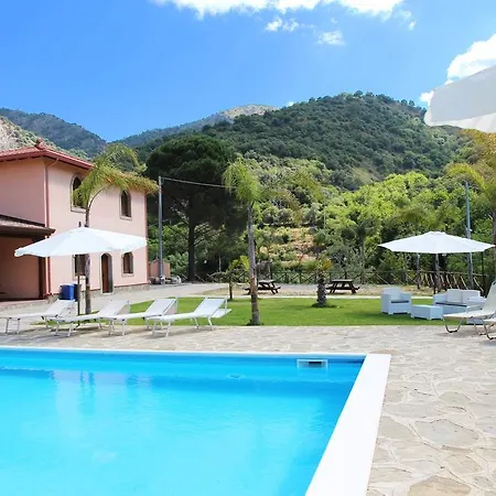 Séjour à la campagne Profetina Village Motta Camastra